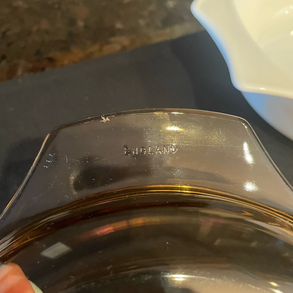Rare Vintage Pyrex England Country Autumn Casserole Dish with Smokey Lid - Picture 10 of 16